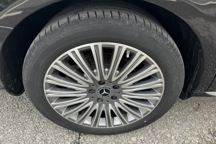 Used Mercedes-Benz E-Class 2021 Restyled E 300 L Luxury Edition Exterior 7
