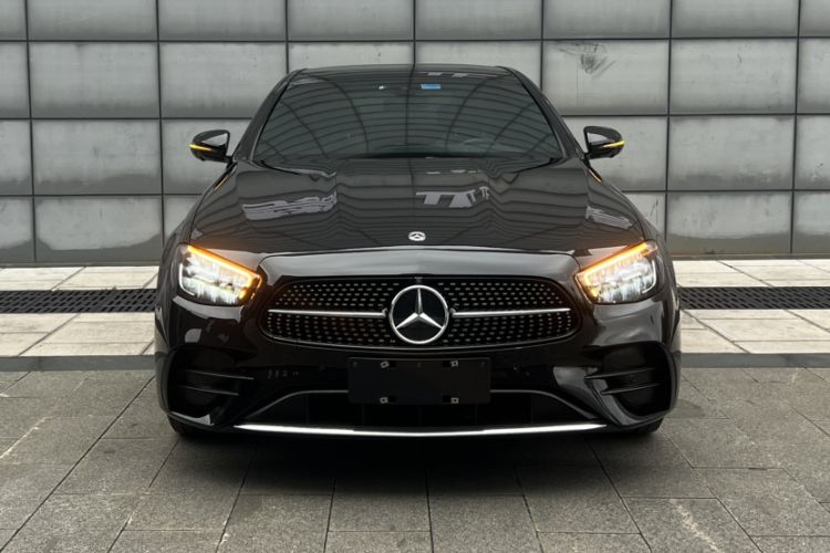 Used Mercedes-Benz E-Class 2021 E 300 L Sporty and Stylish Model Exterior 7