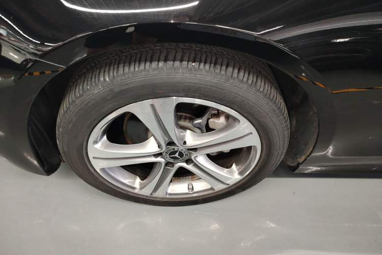 Used Mercedes-Benz E-Class 2021 Updated E 260 Fashion Sport Edition Exterior 7