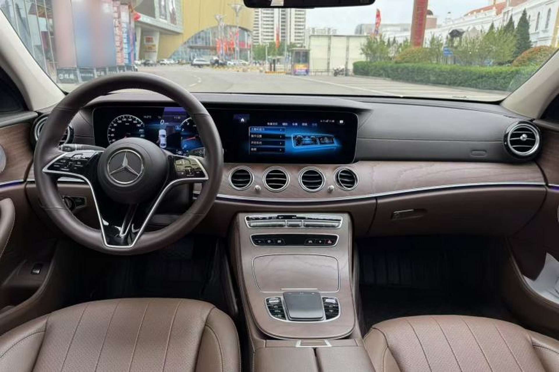 Used Mercedes-Benz E-Class 2021 Restyled E 300 L Luxury Edition Exterior 8