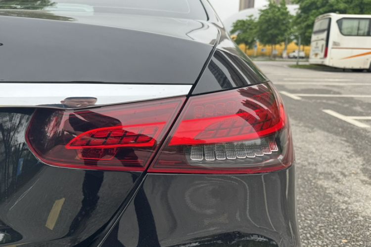 Used Mercedes-Benz E-Class 2021 Restyled E 300 L Luxury Edition Exterior 8