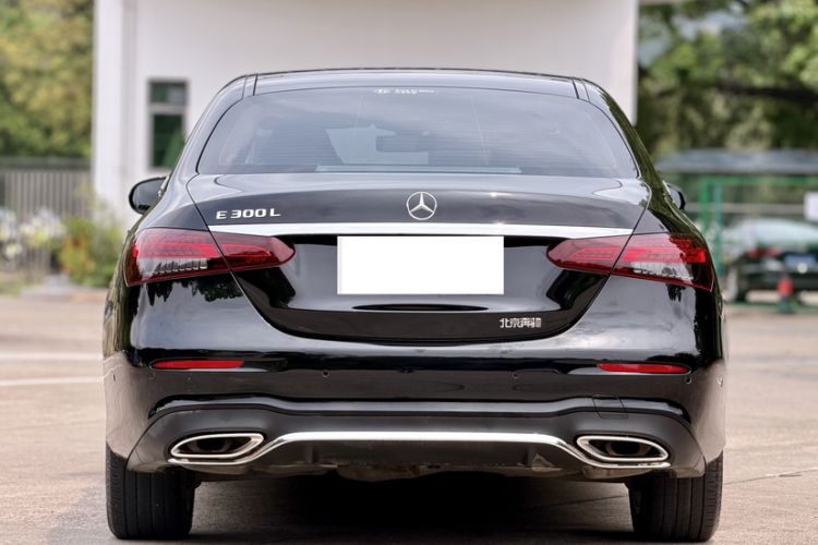 Used Mercedes-Benz E-Class 2021 E 300 L Sporty and Stylish Model Exterior 8