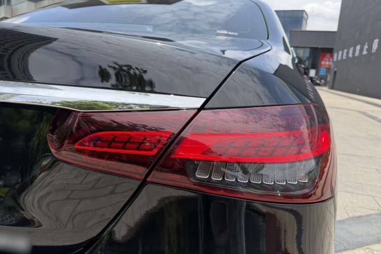 Used Mercedes-Benz E-Class 2021 E 300 L Stylish Model Exterior 9