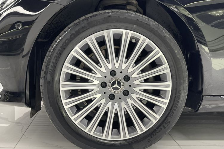 Used Mercedes-Benz E-Class 2021 E 300 L Stylish Model Exterior 9
