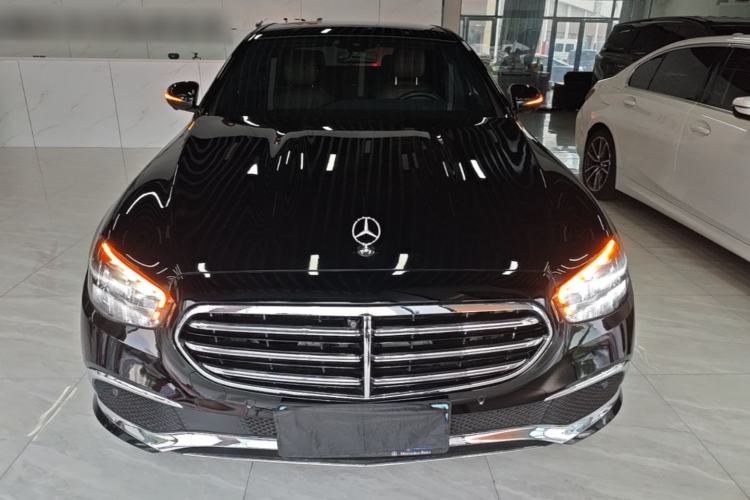 Used Mercedes-Benz E-Class 2021 E 300 L Sporty and Stylish Model Front