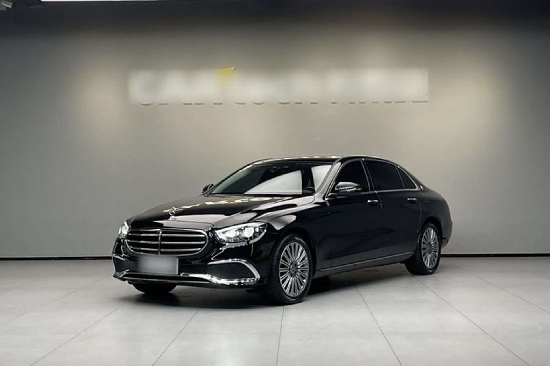 Used Mercedes-Benz E-Class 2021 E 300 L Premium Edition Front Left 45 Deg