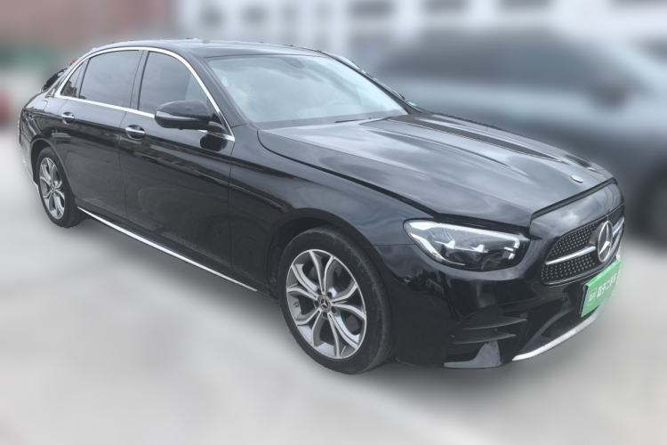 Used Mercedes-Benz E-Class 2021 Restyled E 300 L Sport Luxury Edition Front Right 45 Deg