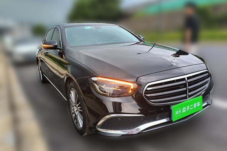 Used Mercedes-Benz E-Class 2021 Facelift E 260 L Front Right 45 Deg