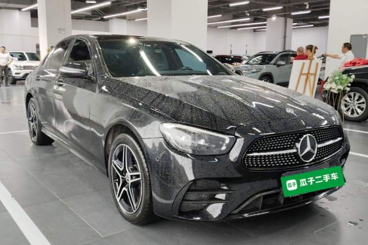 Used Mercedes-Benz E-Class 2021 E 260 Stylish Sports Edition Front Right 45 Deg