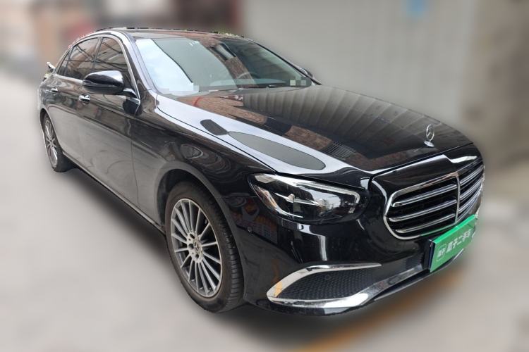 Used Mercedes-Benz E-Class 2021 E 260 L Front Right 45 Deg