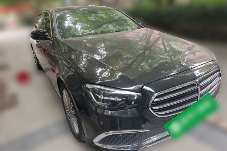 Used Mercedes-Benz E-Class 2021 E 300 L Sporty and Stylish Model Front Right 45 Deg