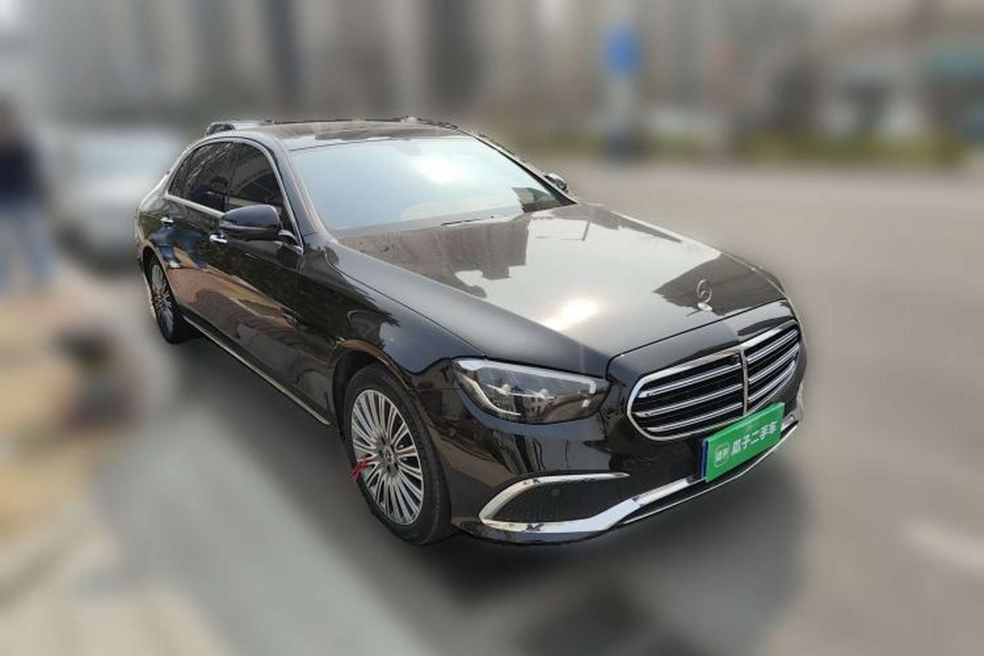 Used Mercedes-Benz E-Class 2021 Restyled E 300 L Luxury Edition Front Right 45 Deg