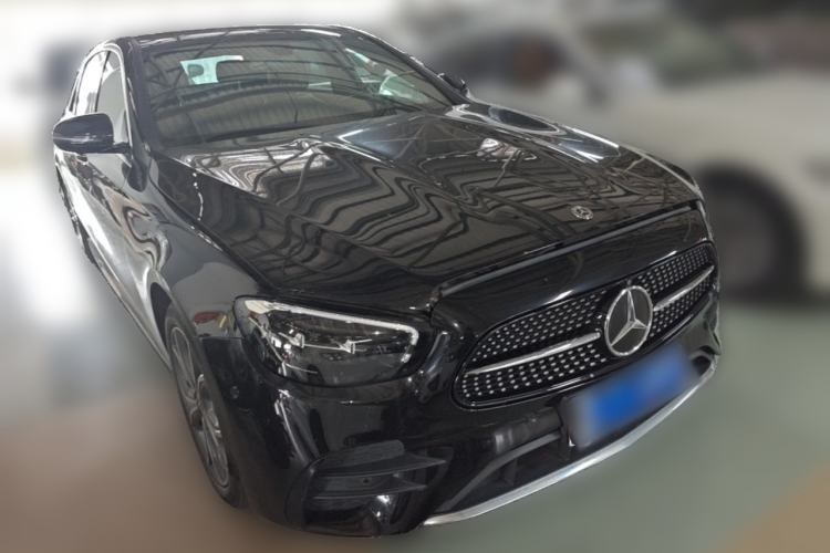 Used Mercedes-Benz E-Class 2021 E 300 L Sporty and Stylish Model Front Right 45 Deg