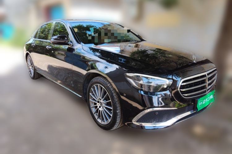 Used Mercedes-Benz E-Class 2021 Facelift E 260 L Front Right 45 Deg