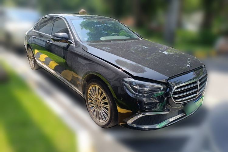 Used Mercedes-Benz E-Class 2021 E 300 L Luxury Model Front Right 45 Deg