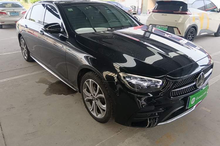 Used Mercedes-Benz E-Class 2021 E 300 L Sport Luxury Edition Front Right 45 Deg