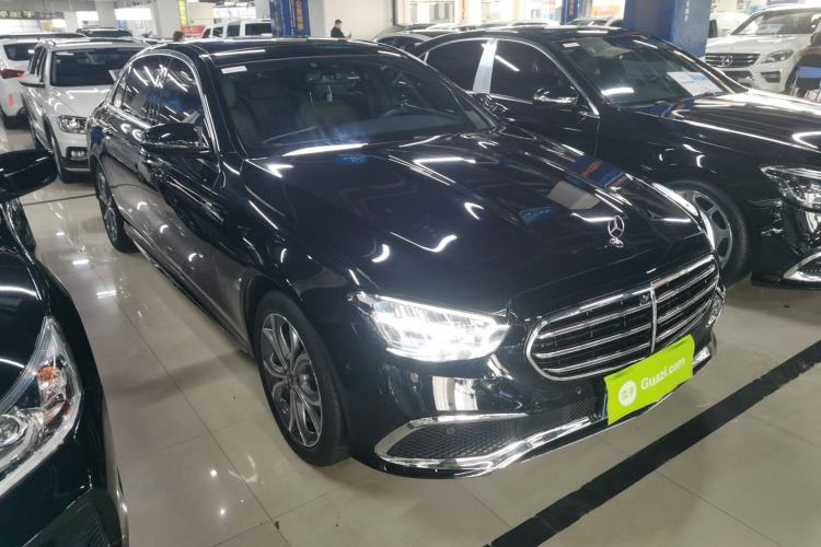 Used Mercedes-Benz E-Class 2021 E 300 L Sport Luxury Edition Front Right 45 Deg