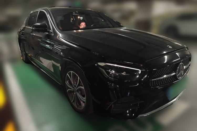 Used Mercedes-Benz E-Class 2021 Restyled E 300 L Luxury Edition Front Right 45 Deg