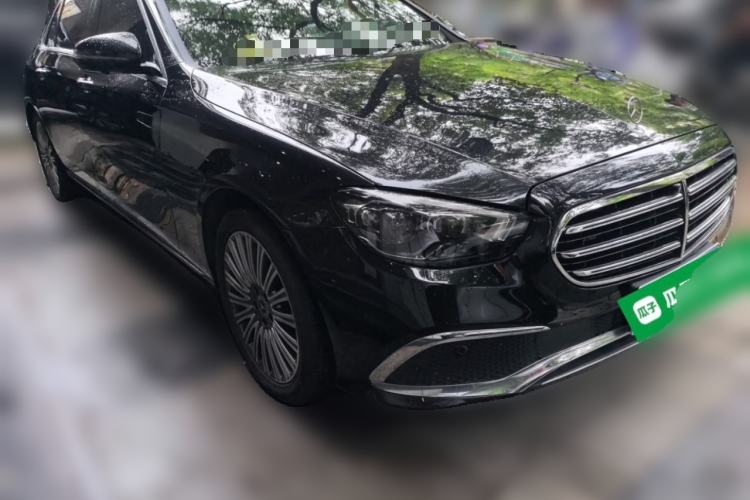 Used Mercedes-Benz E-Class 2021 E 300 L Premium Edition Front Right 45 Deg