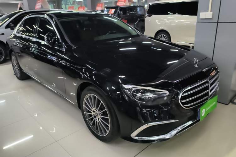 Used Mercedes-Benz E-Class 2021 Facelift E 260 L Front Right 45 Deg