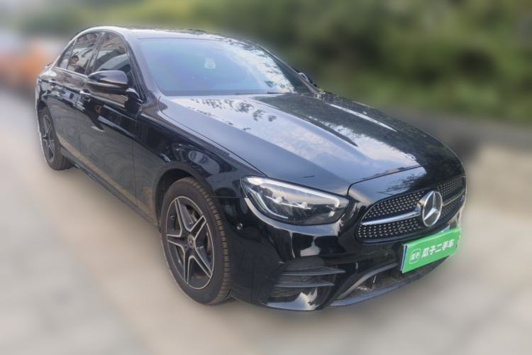 Used Mercedes-Benz E-Class 2021 E 260 Stylish Sports Edition Front Right 45 Deg