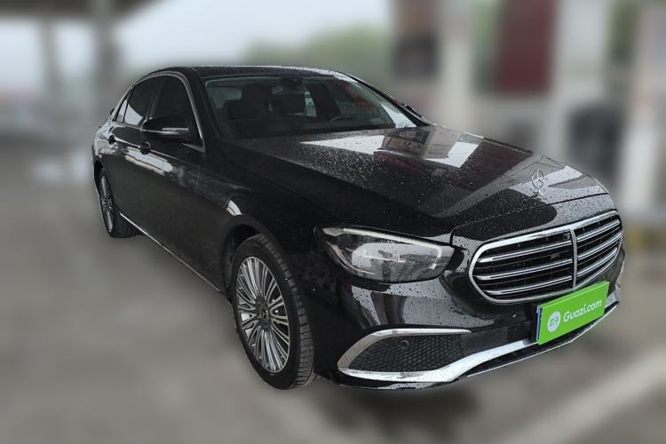 Used Mercedes-Benz E-Class 2021 Restyled E 300 L Luxury Edition Front Right 45 Deg