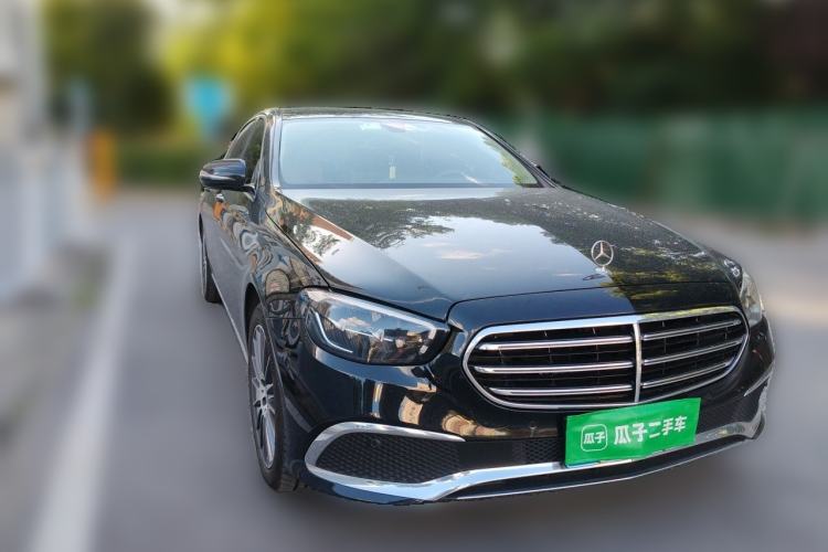 Used Mercedes-Benz E-Class 2021 Facelift E 260 L Front Right 45 Deg