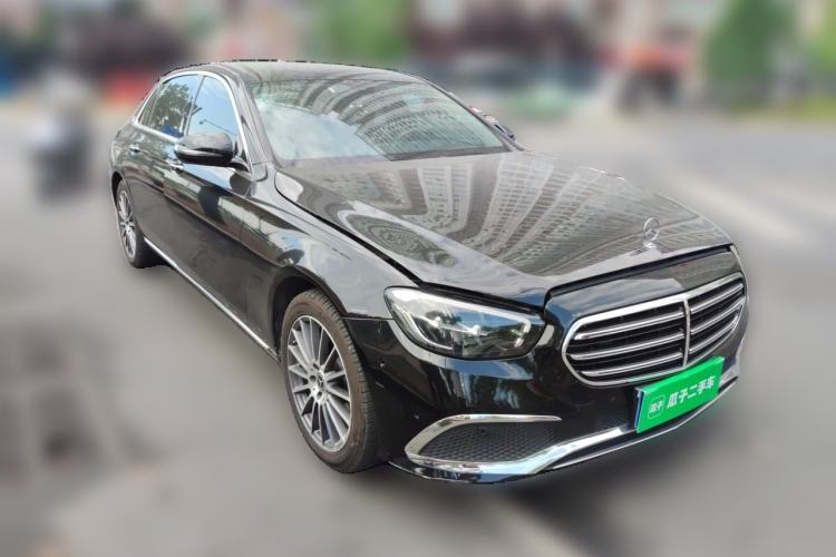 Used Mercedes-Benz E-Class 2021 Facelift E 260 L Front Right 45 Deg