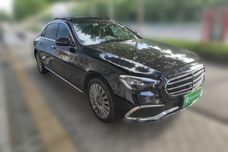Used Mercedes-Benz E-Class 2021 E 260 L Front Right 45 Deg