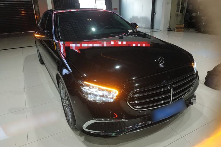 Used Mercedes-Benz E-Class 2021 Restyled E 300 L Luxury Edition Front Right 45 Deg