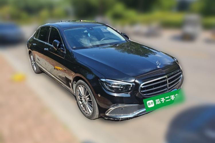 Used Mercedes-Benz E-Class 2021 Facelift E 260 L Front Right 45 Deg