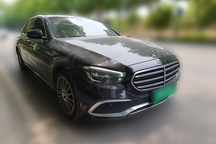 Used Mercedes-Benz E-Class 2021 Facelift E 260 L Sport Edition Front Right 45 Deg