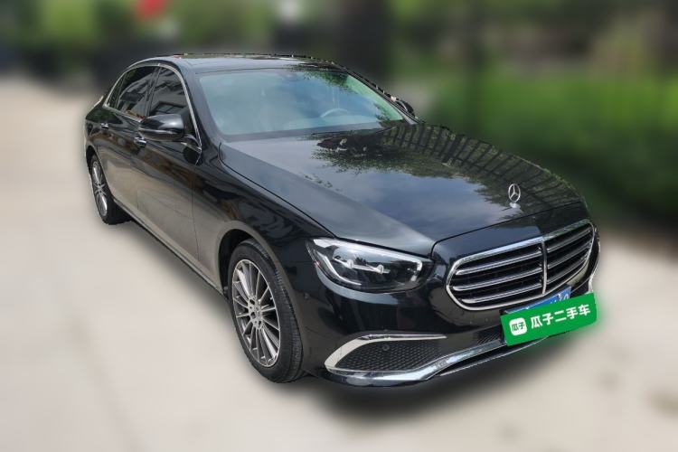 Used Mercedes-Benz E-Class 2021 Facelift E 260 L Front Right 45 Deg