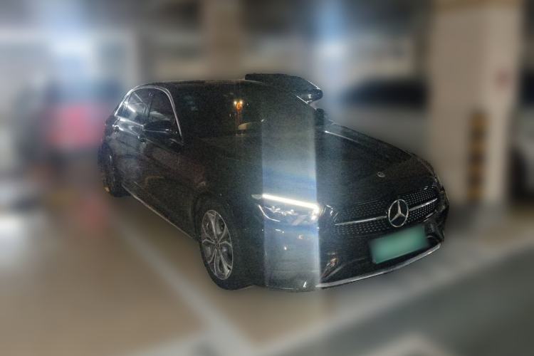Used Mercedes-Benz E-Class 2021 E 300 L Sporty and Stylish Model Front Right 45 Deg