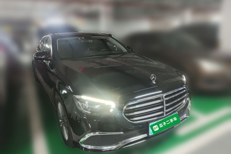 Used Mercedes-Benz E-Class 2021 Restyled E 300 L Luxury Edition Front Right 45 Deg