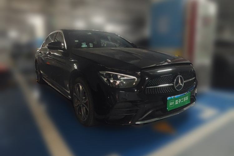 Used Mercedes-Benz E-Class 2021 Restyled E 300 L Luxury Edition Front Right 45 Deg
