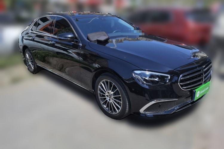 Used Mercedes-Benz E-Class 2021 Facelift E 260 L Front Right 45 Deg
