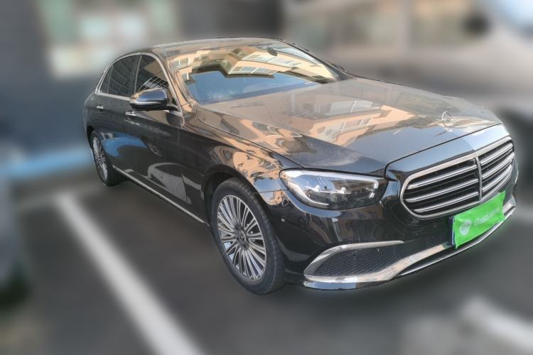 Used Mercedes-Benz E-Class 2021 Facelift E 300 L Stylish Edition Front Right 45 Deg