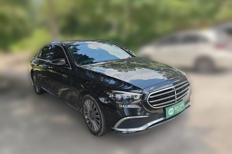 Used Mercedes-Benz E-Class 2021 E 300 L Premium Edition Front Right 45 Deg