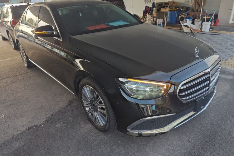 Used Mercedes-Benz E-Class 2021 Restyled E 300 L Luxury Edition Front Right 45 Deg