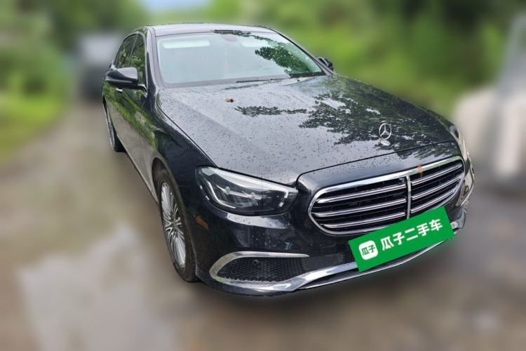 Used Mercedes-Benz E-Class 2021 Restyled E 300 L Luxury Edition Front Right 45 Deg