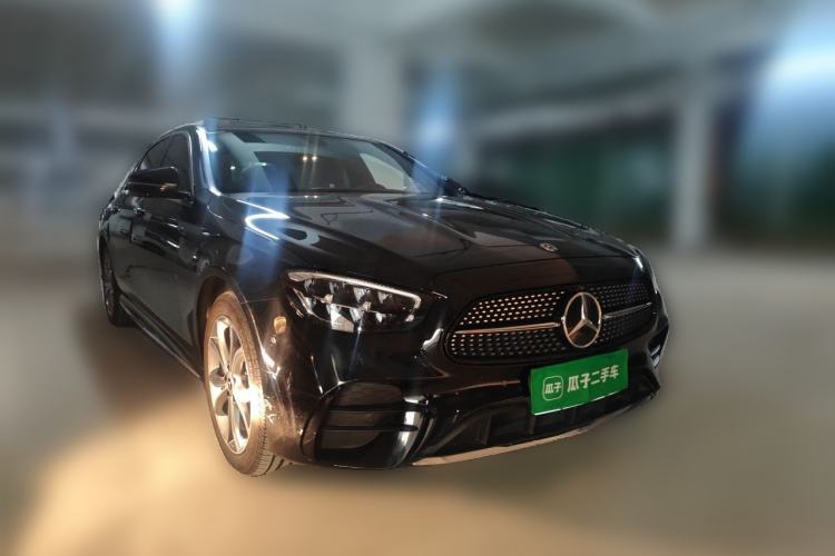 Used Mercedes-Benz E-Class 2021 E 300 L Sporty and Stylish Model Front Right 45 Deg