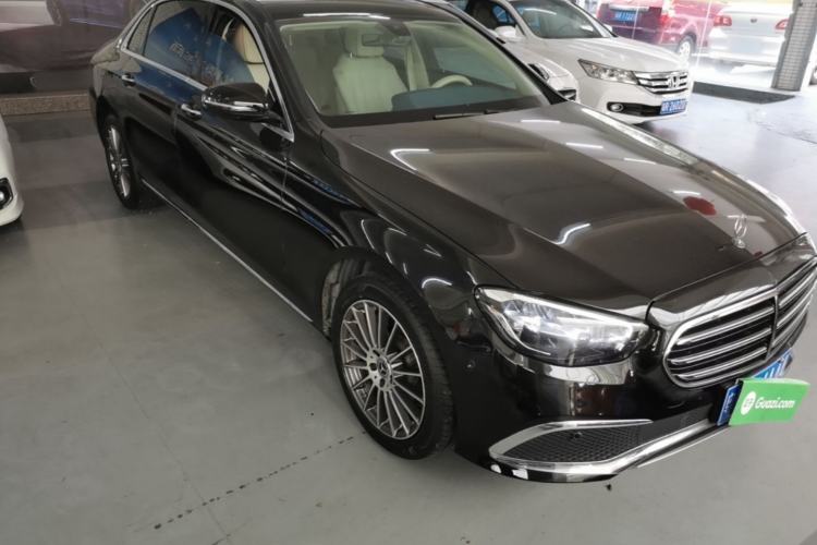 Used Mercedes-Benz E-Class 2021 Facelift E 260 L Front Right 45 Deg