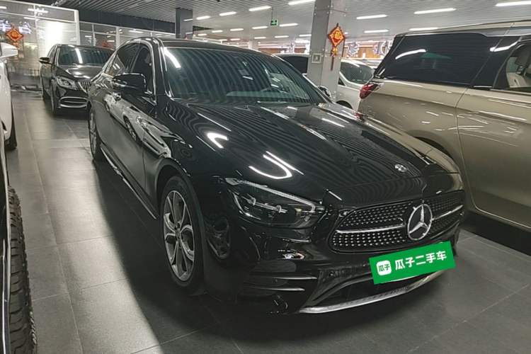 Used Mercedes-Benz E-Class 2021 E 300 L Sporty and Stylish Model Front Right 45 Deg