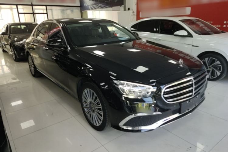 Used Mercedes-Benz E-Class 2021 Restyled E 300 L Luxury Edition Front Right 45 Deg