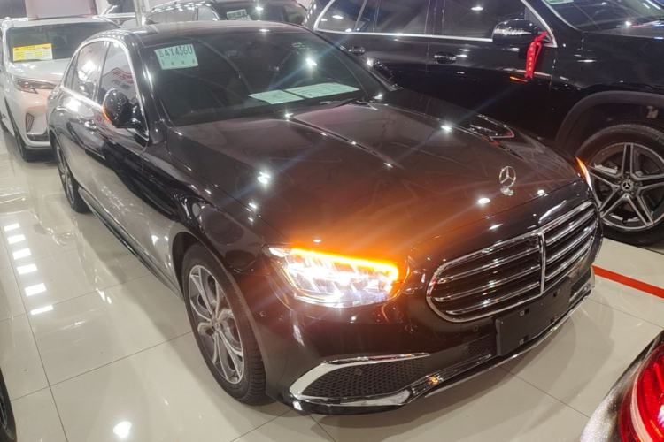 Used Mercedes-Benz E-Class 2021 E 300 L Sporty and Stylish Model Front Right 45 Deg