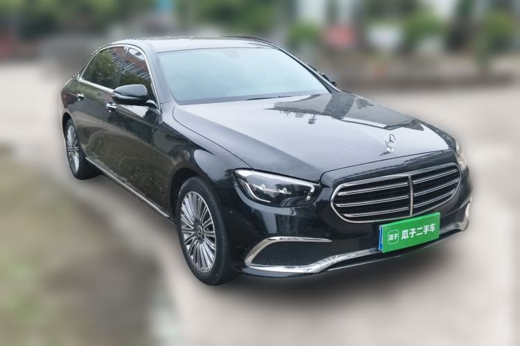 Used Mercedes-Benz E-Class 2021 Facelift E 260 L Front Right 45 Deg