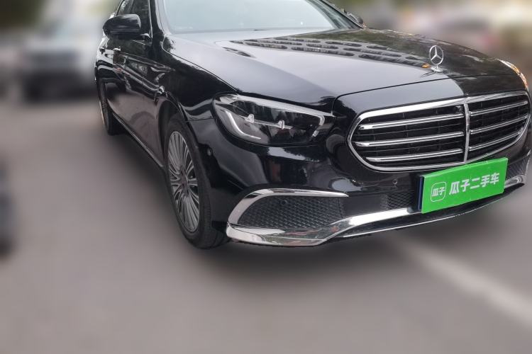 Used Mercedes-Benz E-Class 2021 Restyled E 300 L Luxury Edition Front Right 45 Deg