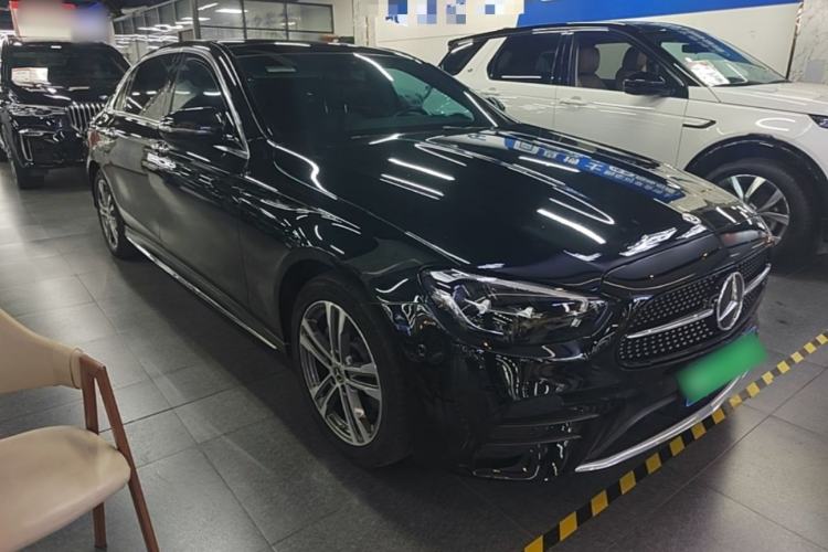 Used Mercedes-Benz E-Class 2021 E 260 L Sport Edition Front Right 45 Deg