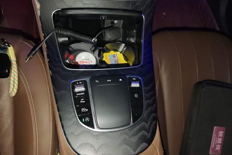 Used Mercedes-Benz E-Class 2021 Restyled E 300 Sport Edition Gear Lever